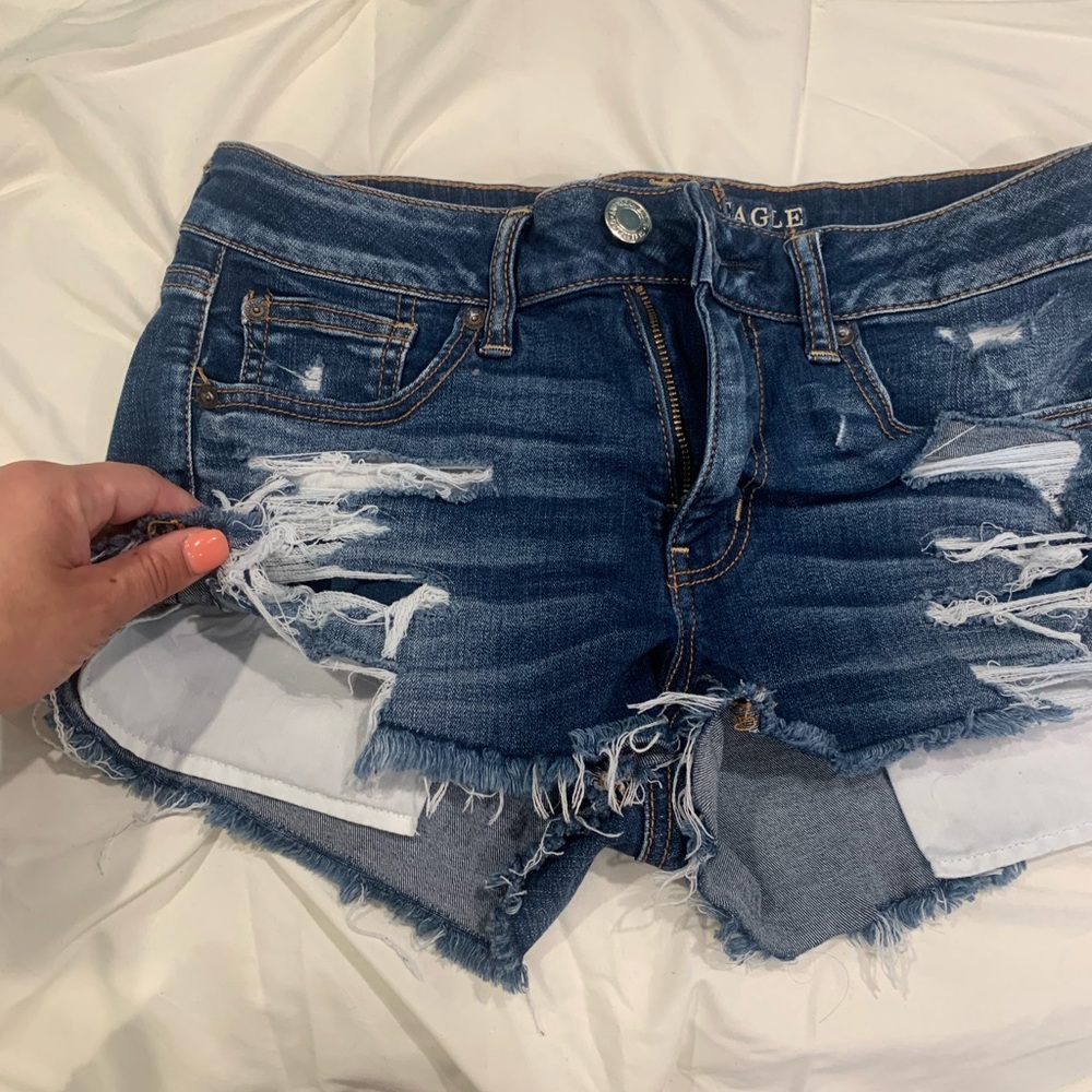 American Eagle size 8 shortie super stretch shorts.